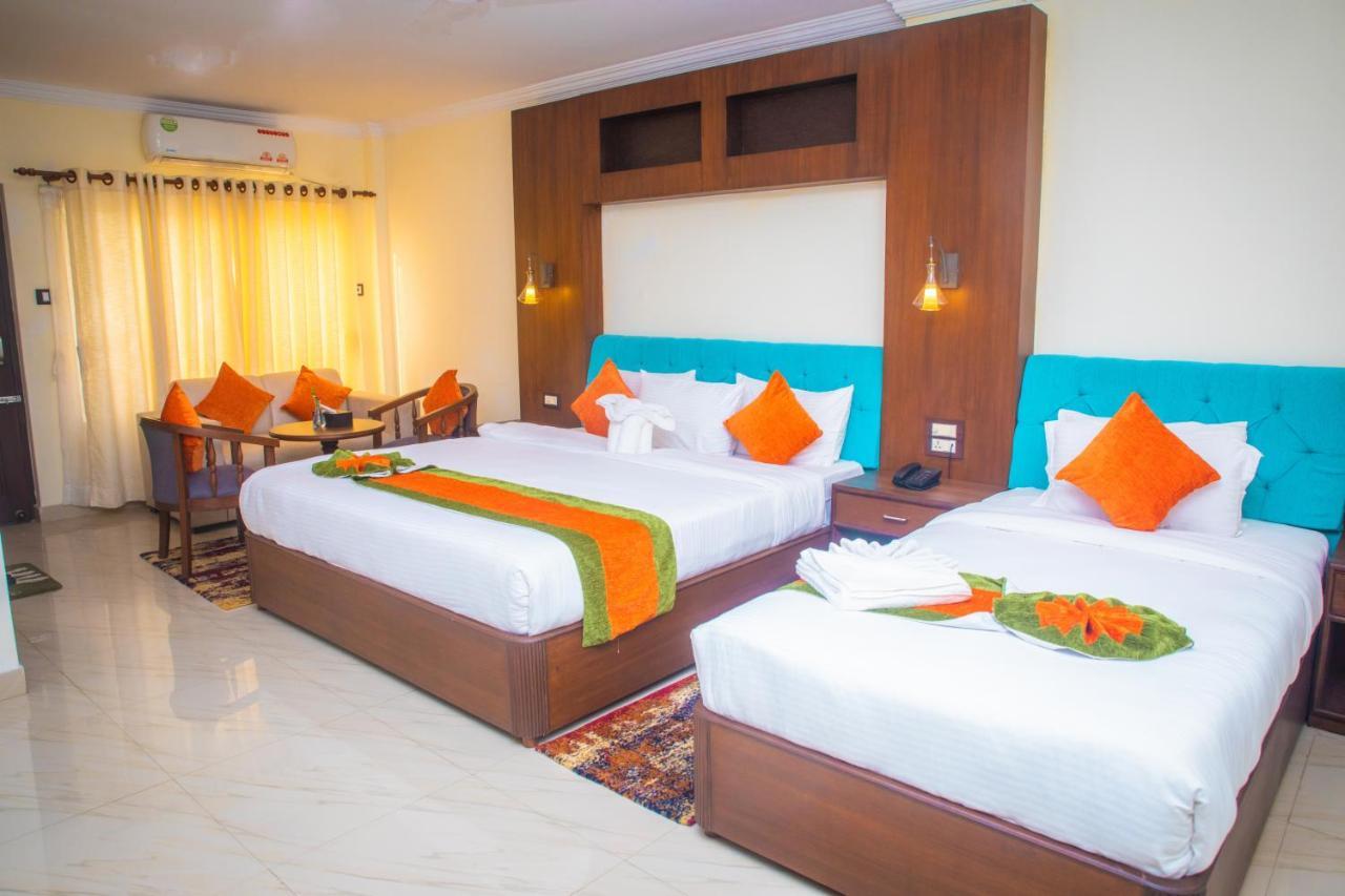 Gautam Buddha Airport Hotel Siddharthanagar Exterior photo